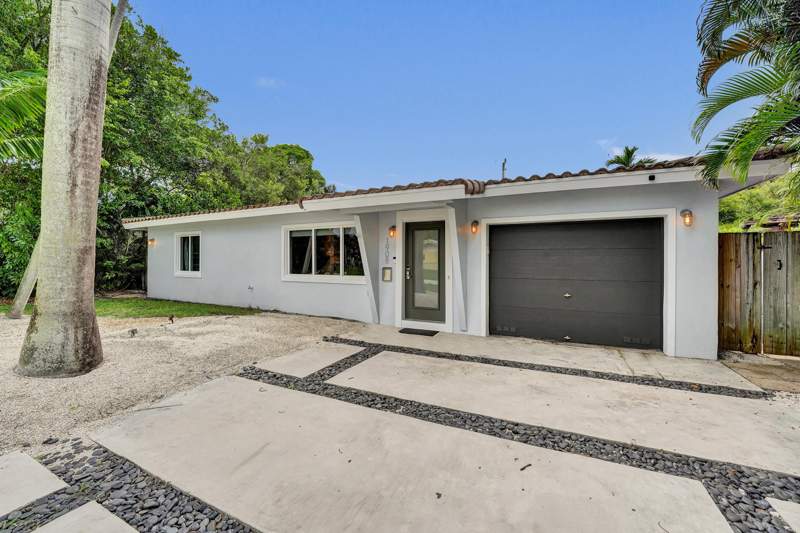 2 bedroom Single Family Residence at 1908 NE 27th Drive, Coral Gardens, Wilton Manors — photo 5