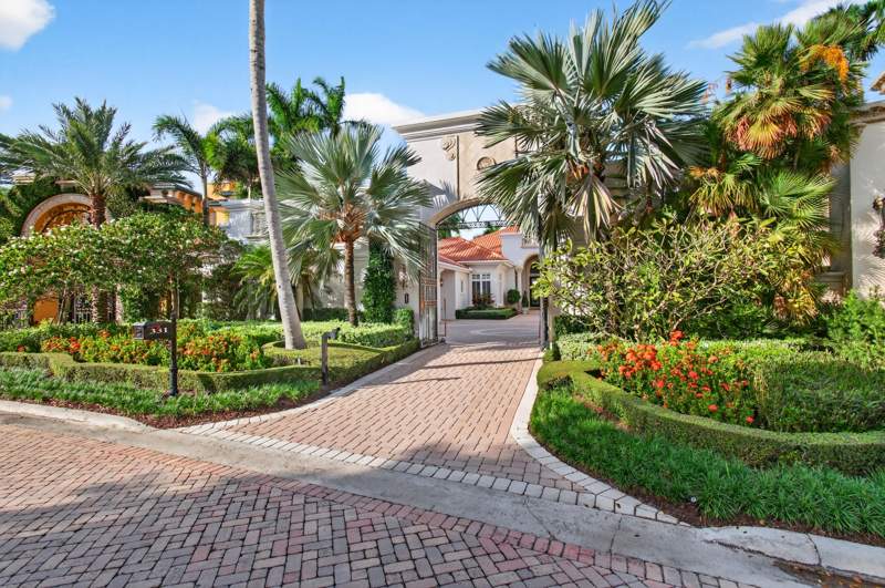 5 bedroom Single Family Residence at 331 Mizner Lake Estates Drive, Mizner Lake Estates, Boca Raton — photo 4