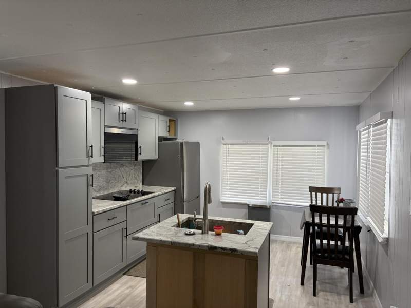 2 bedroom Manufactured Home at 11055 SE Federal Highway #19, Woodbridge Mobile Village, Hobe Sound — photo 4