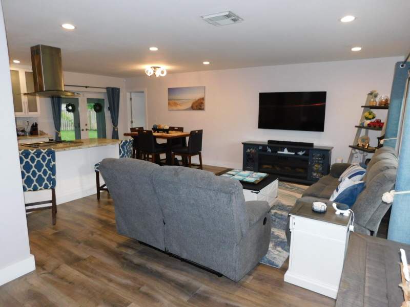 2 bedroom Single Family Residence at 6604 NW 93RD Avenue, WESTWOOD COMMUNITY TWO, Tamarac — photo 5