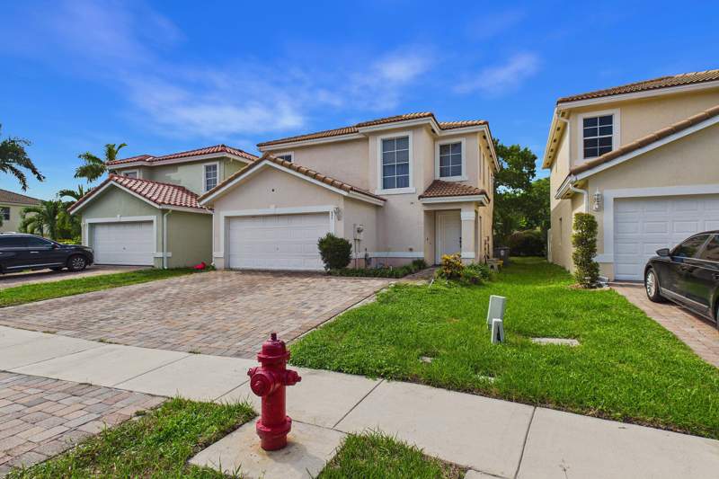 4 bedroom Single Family Residence at 657 PERDIDO HEIGHTS Drive, WATERWAYS TAHERI PUD, Lake Belvedere Estates — photo 3