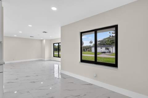 3185 Riddle Road, West Palm Beach FL - photo 16 of 45