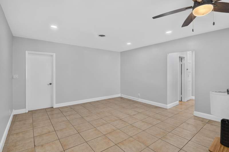 2 bedroom Single Family Residence at 3400 NE 5th Avenue, Villa Rica, Boca Raton — photo 5