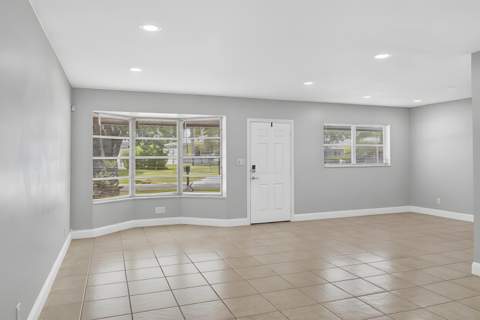 3400 NE 5th Avenue, Boca Raton FL - photo 15 of 17