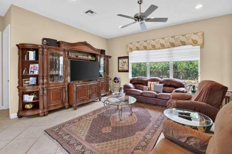 8855 Starhaven Cove, Boynton Beach FL - photo 11 of 47