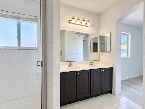 2145 Oakmont Drive, Riviera Beach FL - photo 8 of 28