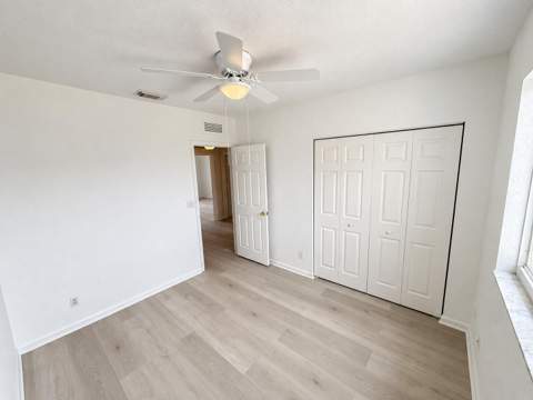 2145 Oakmont Drive, Riviera Beach FL - photo 14 of 28