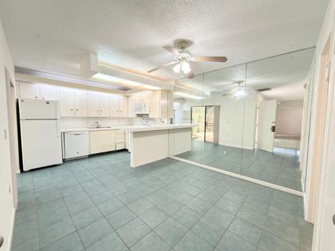 710 7th Lane, Palm Beach Gardens FL - photo 6 of 31