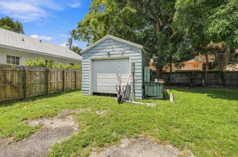 112 N Swinton Avenue, Delray Beach FL - photo 18 of 35