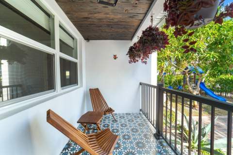 425 32nd Street, West Palm Beach FL - photo 6 of 54