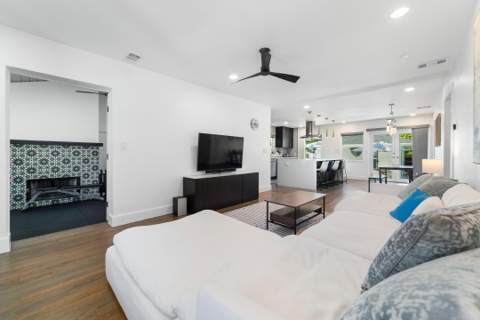 425 32nd Street, West Palm Beach FL - photo 9 of 54