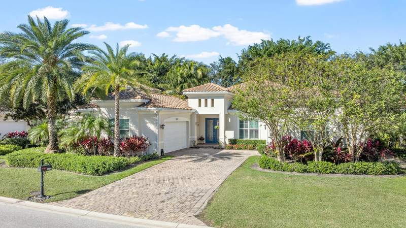 4 bedroom Single Family Residence at 12211 SUNNYDALE Drive, HUNTERS CHASE OF PALM BEACH POLO & COUNT, Wellington — photo 1