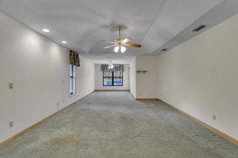 18691 SE Lakeside Way, Jupiter FL - photo 21 of 54
