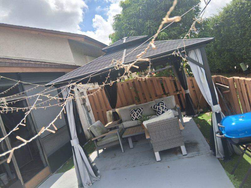 2 bedroom Villa at 1200 PARKSIDE GREEN Drive #E, PARKSIDE GREEN, Greenacres — photo 2