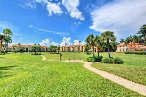 135 Yacht Club Way #305, Hypoluxo FL - photo 24 of 25
