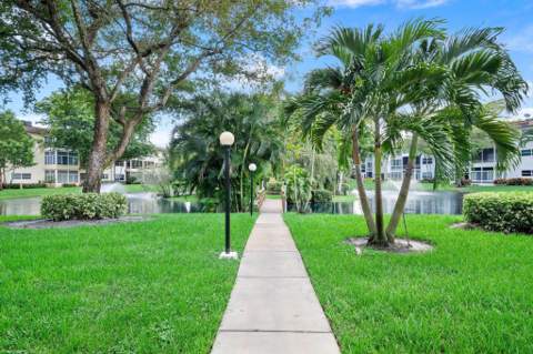 5171 W Oakland Park Boulevard #204, Lauderdale Lakes FL - photo 24 of 36