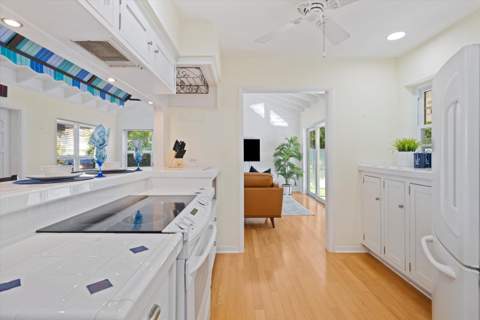 430 Neptune Road, Juno Beach FL - photo 13 of 26