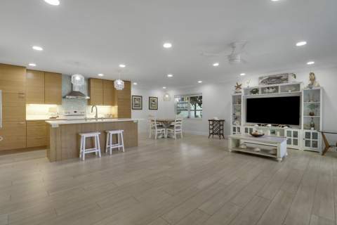 232 Seabreeze Circle, Jupiter FL - photo 6 of 31