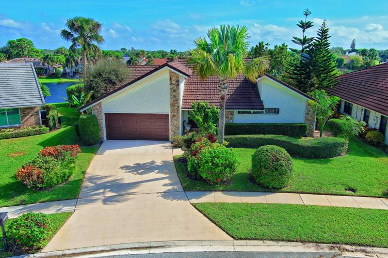 4 bedroom Single Family Residence at 12870 La Rochelle Circle, Frenchmens Landing, Palm Beach Gardens — photo 3
