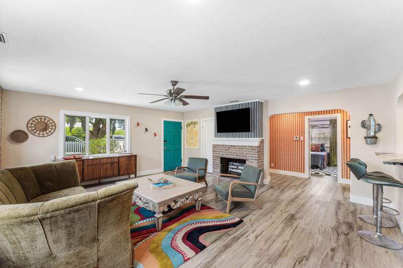 3 bedroom Single Family Residence at 318 W Mango Street, LANTANA, Lantana — photo 4