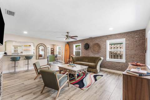 318 W Mango Street, Lantana FL - photo 16 of 61