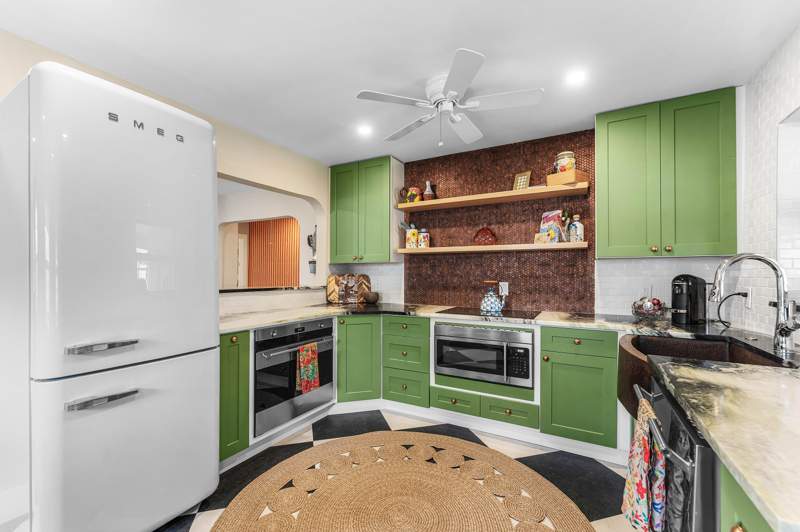 3 bedroom Single Family Residence at 318 W Mango Street, LANTANA, Lantana — photo 5