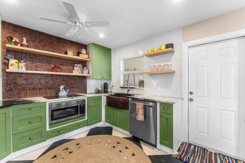 318 W Mango Street, Lantana FL - photo 19 of 61