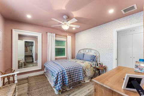 318 W Mango Street, Lantana FL - photo 10 of 61