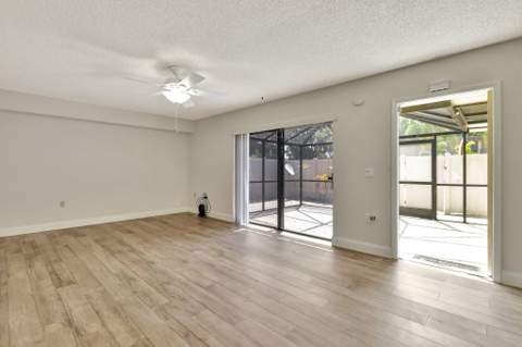 7118 71st Way, West Palm Beach FL - photo 13 of 39