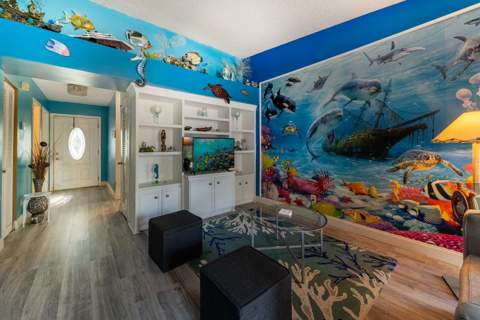 4744 Brook Drive, West Palm Beach FL - photo 9 of 21