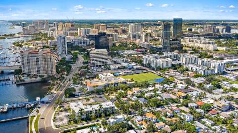 228 9TH Street, West Palm Beach FL - photo 9 of 31