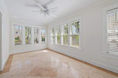 228 9TH Street, West Palm Beach FL - photo 18 of 31