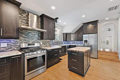 228 9TH Street, West Palm Beach FL - photo 15 of 31