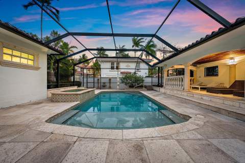 228 9TH Street, West Palm Beach FL - photo 8 of 31
