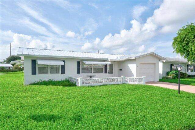 2 bedroom Single Family Residence at 1590 SW 13th Terrace, Palm Beach Leisureville Sec 9, Boynton Beach — photo 3