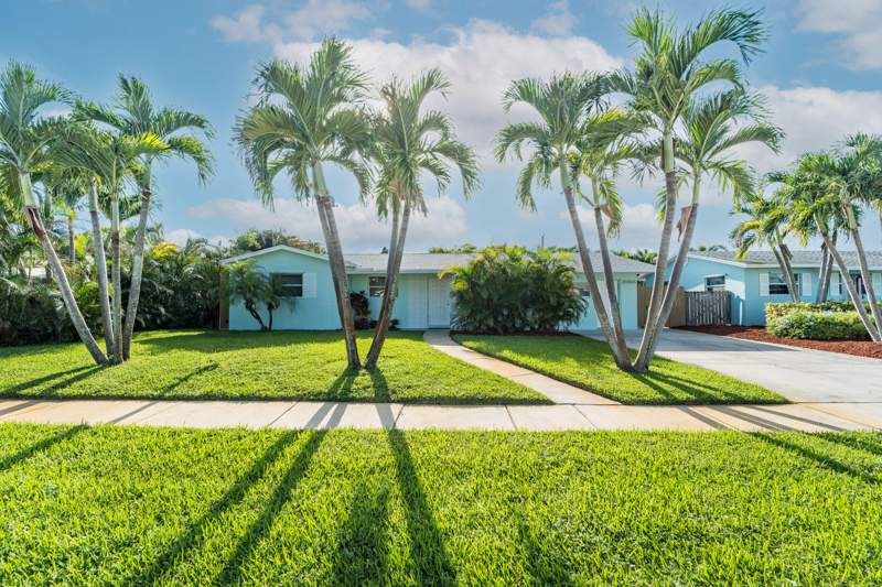 3 bedroom Single Family Residence at 18966 SE Southgate Drive, SOUTHGATE, Jupiter — photo 1