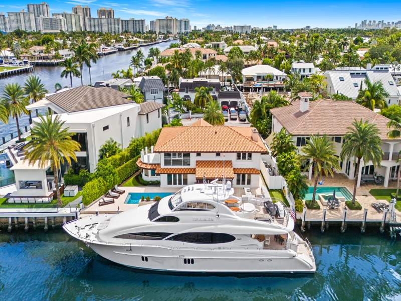 5 bedroom Single Family Residence at 3091 NE 42nd Street, CORAL RIDGE COUNTRY CLUB ADD, Fort Lauderdale — photo 2