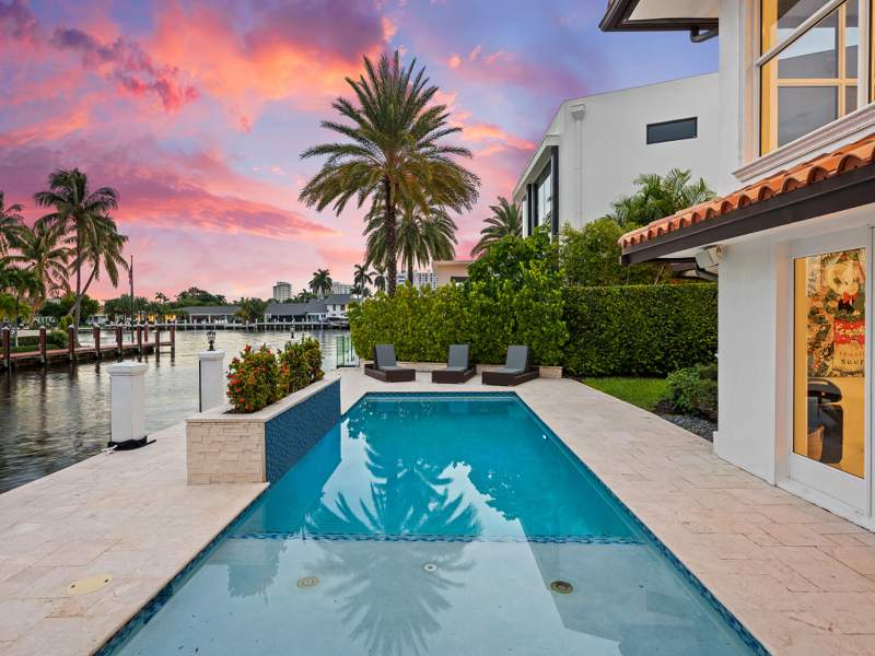 5 bedroom Single Family Residence at 3091 NE 42nd Street, CORAL RIDGE COUNTRY CLUB ADD, Fort Lauderdale — photo 4