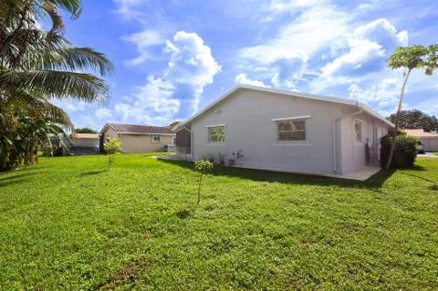 9411 NW 74TH Place, Tamarac FL - photo 15 of 22
