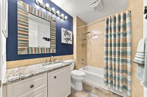 34 Harbour Isle Drive #204, Fort Pierce FL - photo 22 of 28