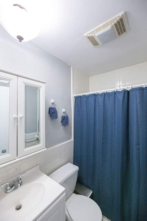 9411 NW 74TH Place, Tamarac FL - photo 13 of 22