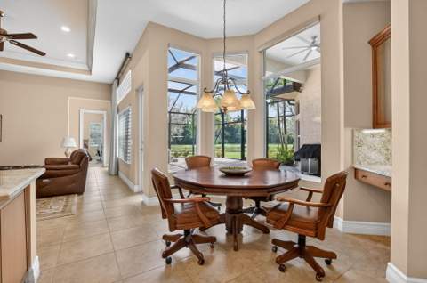 12133 Glacier Bay Drive, Boynton Beach FL - photo 7 of 37