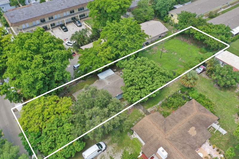 3 bedroom Single Family Residence at 2315 MONROE Street, HOLLYWOOD LITTLE RANCHES, Hollywood — photo 2