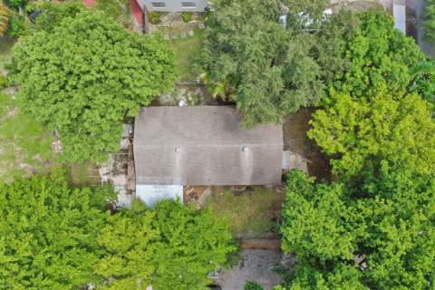 2315 MONROE Street, Hollywood FL - photo 9 of 42