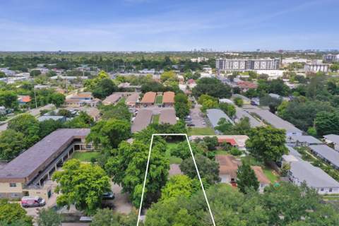 2315 MONROE Street, Hollywood FL - photo 14 of 42