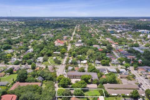 2315 MONROE Street, Hollywood FL - photo 20 of 42