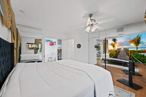 4741 NE 15th Avenue, Pompano Beach FL - photo 14 of 31