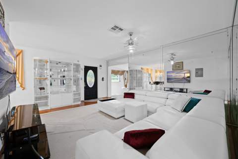 4741 NE 15th Avenue, Pompano Beach FL - photo 7 of 31