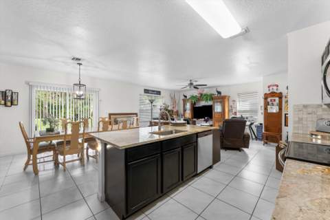 3785 WHITNEY PARK Lane, Greenacres FL - photo 14 of 42