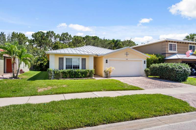3 bedroom Single Family Residence at 1924 SW Jamesport Drive, Fourth Replat Of Portofino Isles, Port St. Lucie — photo 3